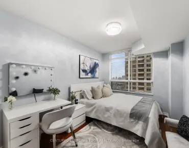 #1812-35 Kingsbridge Garden Circ Hurontario 3 beds 2 baths 2 garage 850000.00