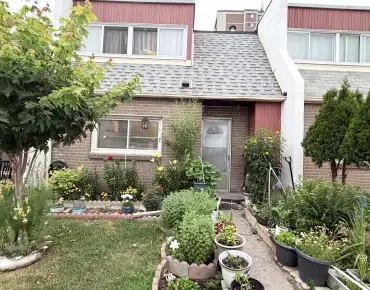 #52-2901 Jane St Glenfield-Jane Heights 3 beds 2 baths 1 garage 450000.00
