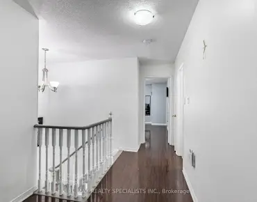 
            #41-1588 South Parade Crt East Credit 3睡房4卫生间2车位, 出售价格839999.00加元                    