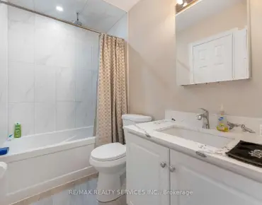 
#69-80 Acorn Pl Hurontario 3 beds 2 baths 2 garage 774900.00        