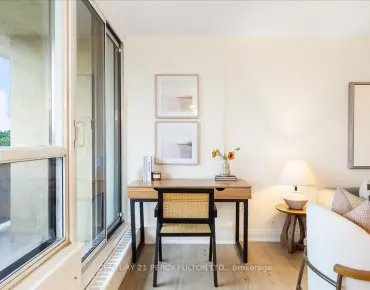 #705-15 London Green Crt Glenfield-Jane Heights 2睡房2卫生间2车位, 出售价格375000.00加元