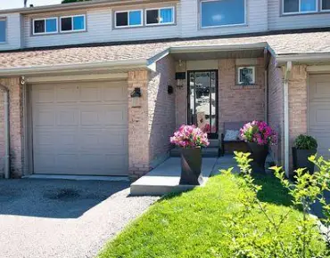#19-2700 Battleford Rd Meadowvale 3 beds 2 baths 2 garage 769000.00