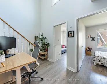 #920-16 Laidlaw St South Parkdale 2 beds 2 baths 1 garage 779900.00