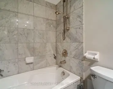 
#901-2737 Keele St Downsview-Roding-CFB 1 beds 1 baths 1 garage 249999.00        