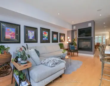 
#43-68 Compass Way Port Credit 2 beds 3 baths 3 garage 1699900.00        