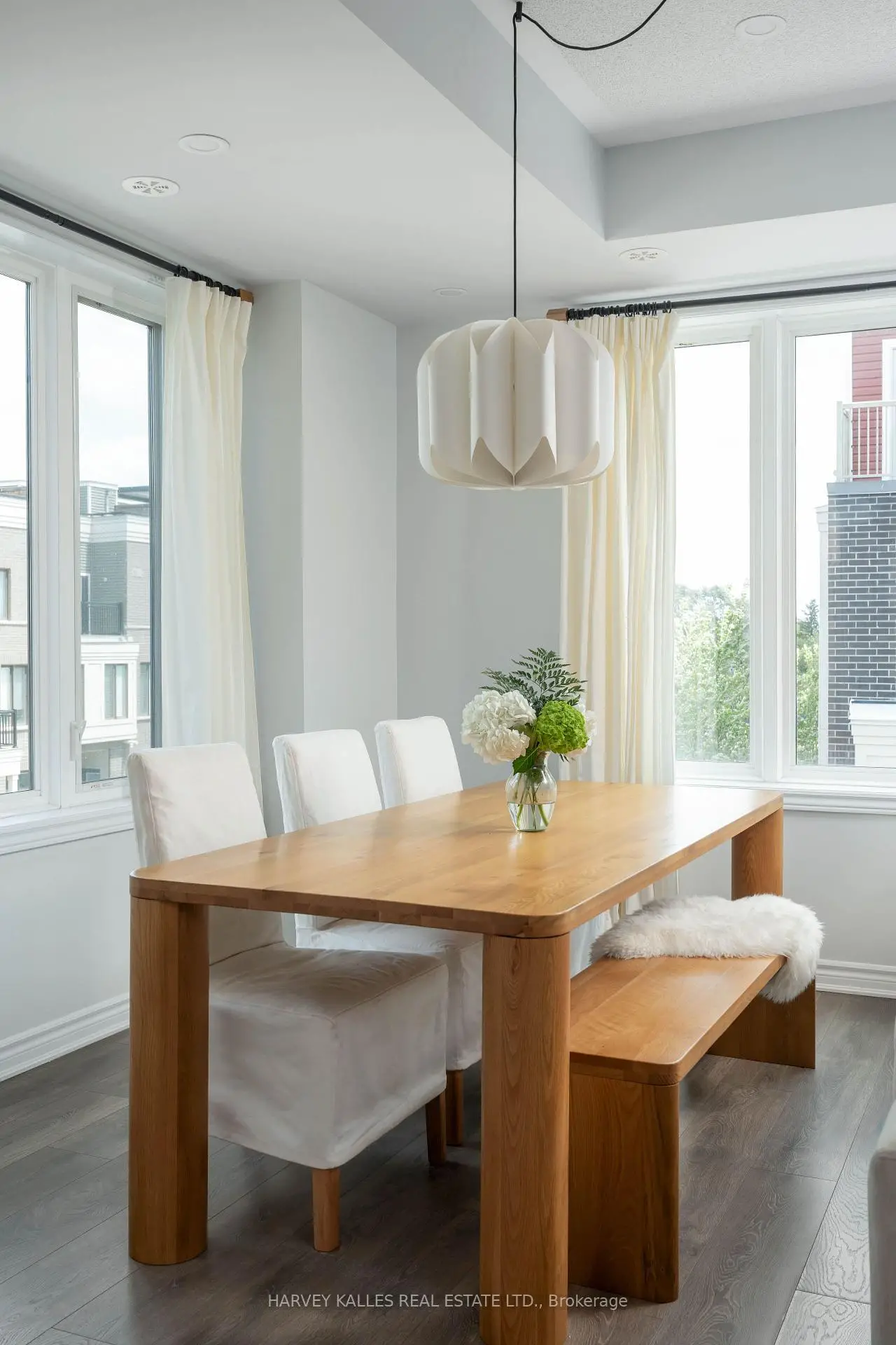 Toronto 共管镇屋