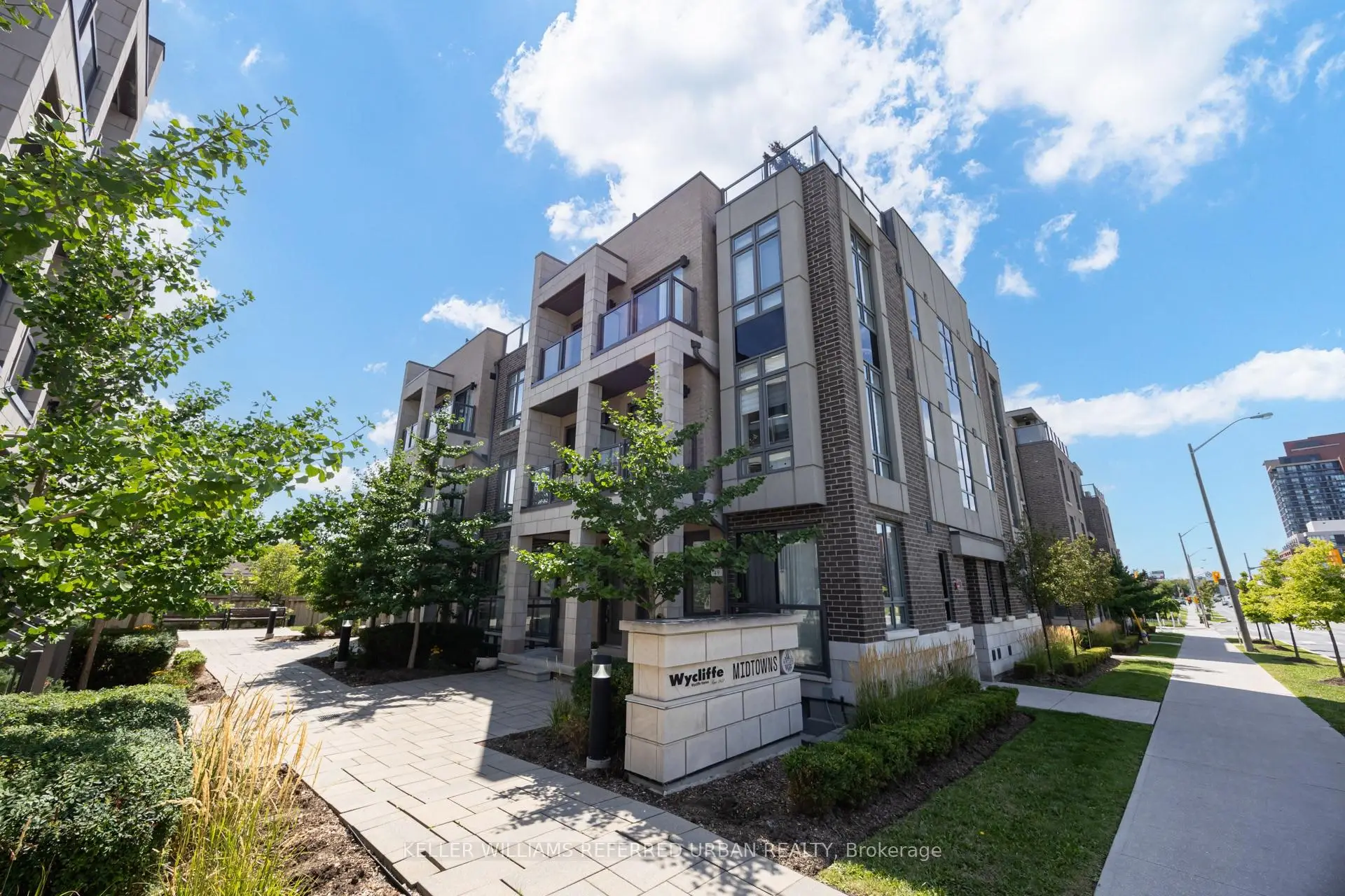 Toronto 共管镇屋