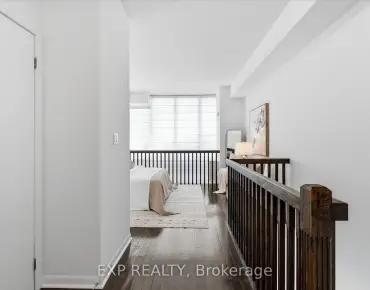 #221-3391 Bloor St W Islington-City Centre West 1 beds 2 baths 1 garage 525000.00
