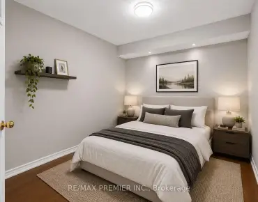 
            #8-141 Isaac Devins Blvd Humberlea-Pelmo Park W5 2睡房1卫生间1车位, 出售价格574000.00加元                    