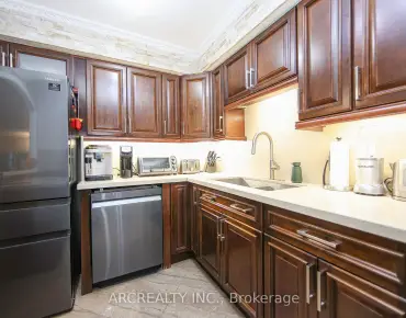 
#127-364 The East Mall N/A Islington-City Centre West 3 beds 3 baths 1 garage 750000.00        