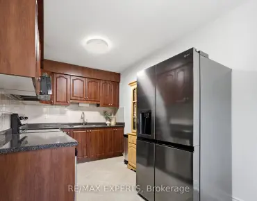
#853-30 Tandridge Cres Elms-Old Rexdale 3 beds 2 baths 2 garage 559000.00        