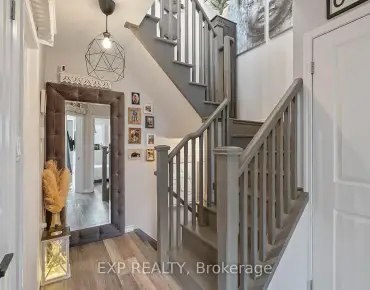 #89-30 Fieldway Rd Islington-City Centre West 2睡房2卫生间1车位, 出售价格645000.00加元