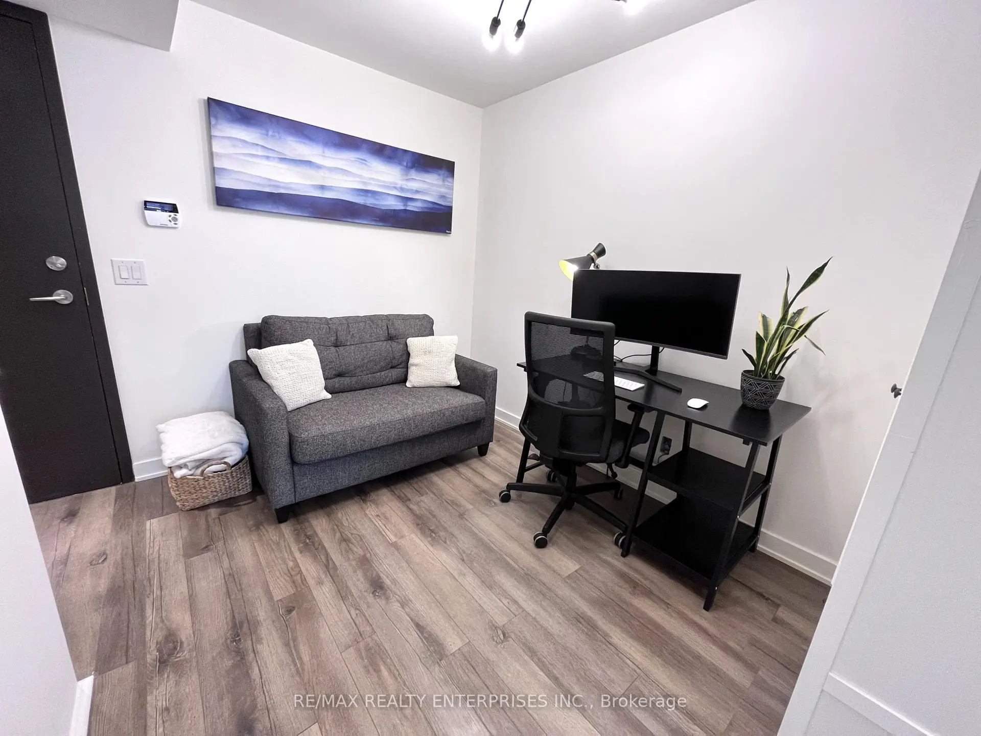 Toronto 共管镇屋