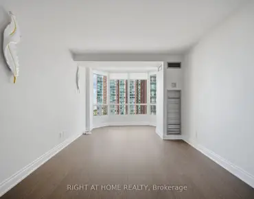 #816-155 Hillcrest Ave Cooksville 1睡房1卫生间1车位, 出售价格429000.00加元