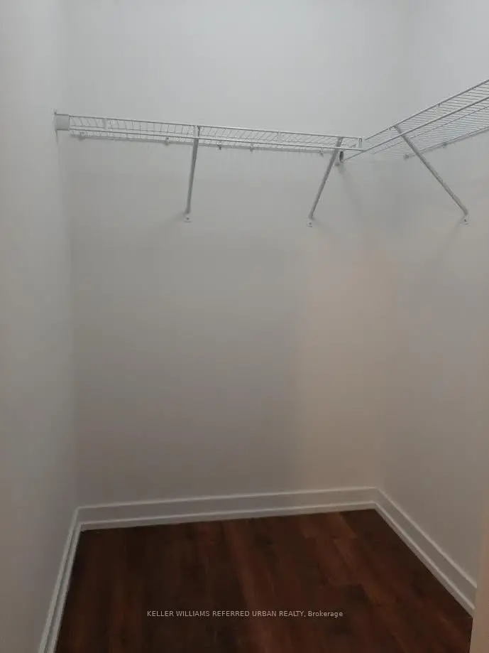 Toronto 共管镇屋