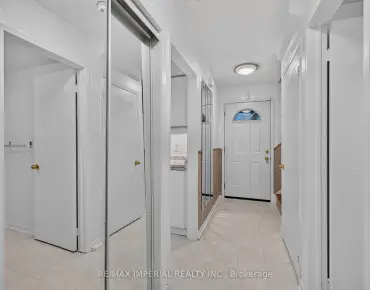 #26A-5205 Glen Erin Dr E Central Erin Mills 3 beds 2 baths 2 garage 699000.00