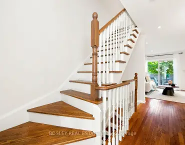 #3-64 Old Mill Terr Stonegate-Queensway 3睡房3卫生间2车位, 出售价格1249000.00加元