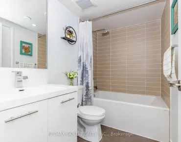 
            #45-23 Valhalla Inn Rd Islington-City Centre West 4睡房3卫生间1车位, 出售价格859900.00加元                    