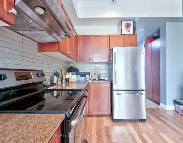 #213-2737 Keele St Downsview-Roding-CFB 1睡房1卫生间1车位, 出售价格269999.00加元