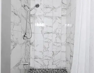 
#20-160 Carsbrooke Rd Etobicoke West Mall 2 beds 1 baths 1 garage 549900.00        