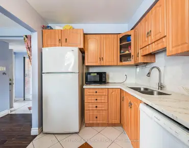#2-242 John Garland Blvd West Humber-Clairville 3睡房3卫生间1车位, 出售价格499000.00加元