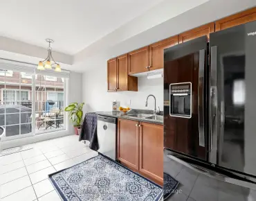 #304-58 Sidney Belsey Cres Weston 3睡房2卫生间1车位, 出售价格599999.00加元