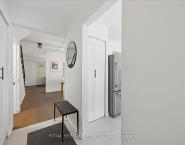 
            #105-701 Burnhamthorpe Rd Markland Wood 3睡房2卫生间1车位, 出售价格764000.00加元                    