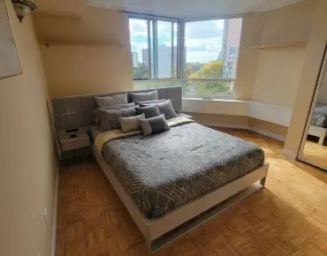 #706-61 Markbrook Ln Mount Olive-Silverstone-Jamestown 2睡房2卫生间2车位, 出售价格589000.00加元
