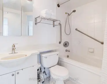 
            #PH06-15 Michael Power Pl Islington-City Centre West 1睡房1卫生间2车位, 出售价格439000.00加元                    