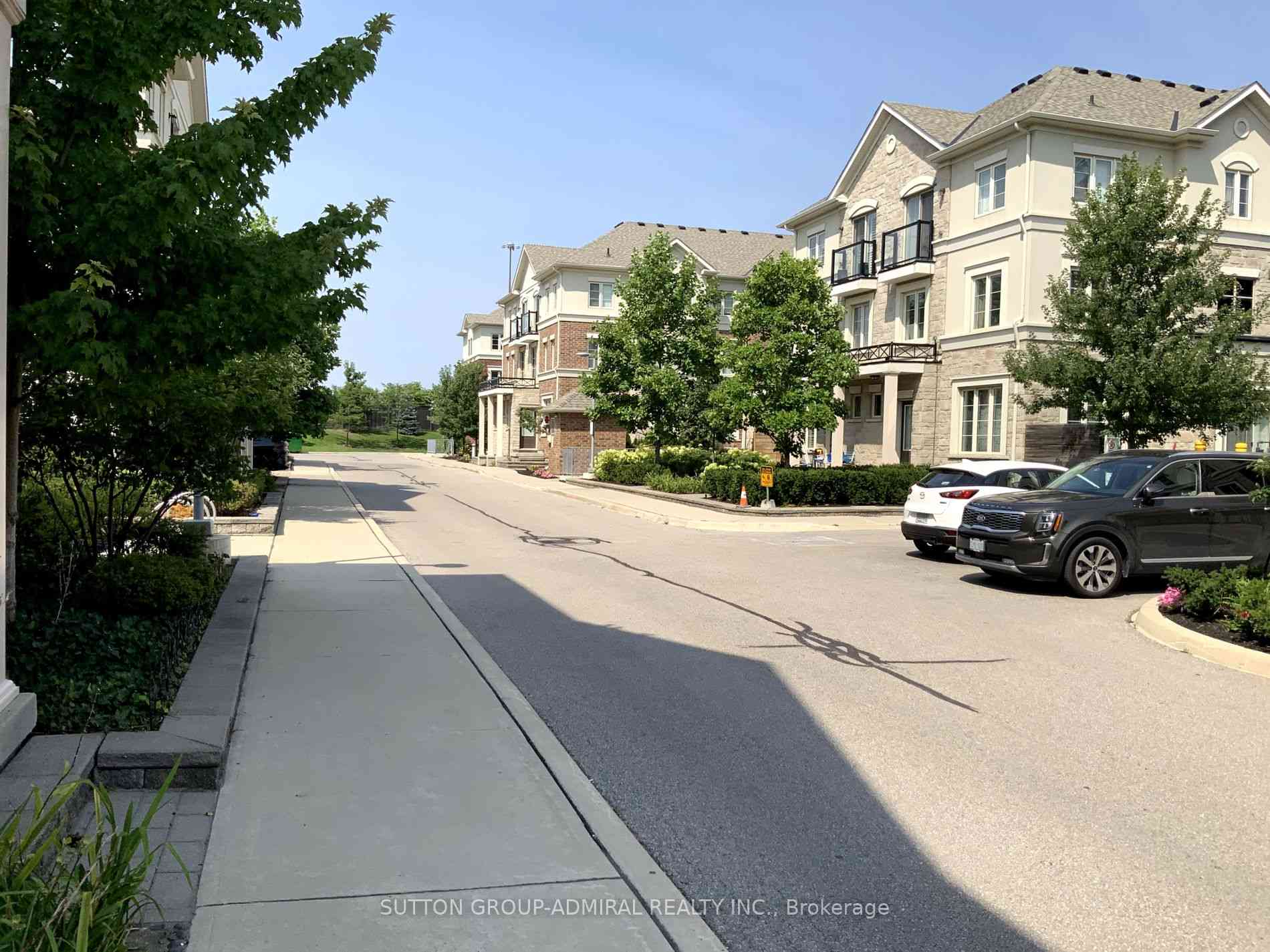 Toronto condo townhouses