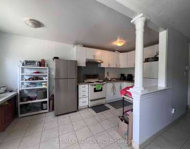 
#8-3690 Keele St York University Heights 3 beds 3 baths 1 garage 748888.00        