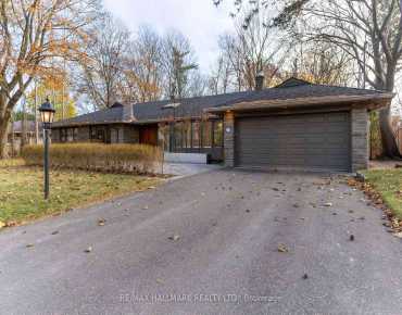 79 Forest Grove Dr <a href='https://luckyalan.com/community.php?community=Toronto:Bayview Village'>Bayview Village, Toronto</a> 2 beds 3 baths 2 garage $4.79M
