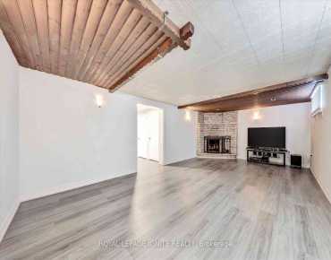 6 Terrace Ave <a href='https://luckyalan.com/community_CN.php?community=Toronto:Willowdale West'>Willowdale West, Toronto</a> 4 beds 5 baths 2 garage $2.499M