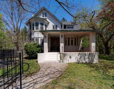 27 Old Yonge St <a href='https://luckyalan.com/community.php?community=Toronto:Bridle Path-Sunnybrook-York Mills'>Bridle Path-Sunnybrook-York Mills, Toronto</a> 4 beds 3 baths  garage $5.89M

