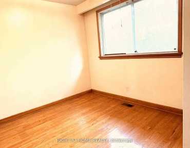 87 FENELON Dr <a href='https://luckyalan.com/community.php?community=Toronto:Parkwoods-Donalda'>Parkwoods-Donalda, Toronto</a> 4 beds 2 baths 1 garage $883K