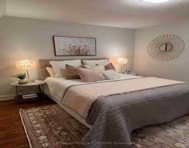 26 Mcmaster Ave Casa Loma, Toronto 3 beds 5 baths 2 garage $3.595M