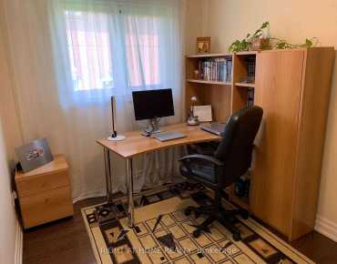 66 Dewlane Dr <a href='https://luckyalan.com/community.php?community=Toronto:Newtonbrook West'>Newtonbrook West, Toronto</a> 4 beds 3 baths 1 garage $1.59M