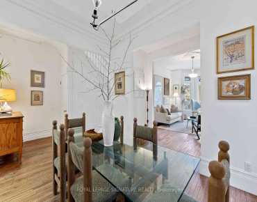 
153 Connaught Ave <a href='https://luckyalan.com/community.php?community=Toronto:Newtonbrook West'>Newtonbrook West, Toronto</a> 3 beds 3 baths  garage $1.5M