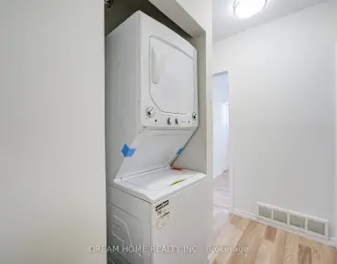 15 Sandale Gdns <a href='https://luckyalan.com/community_CN.php?community=Toronto:Bathurst Manor'>Bathurst Manor, Toronto</a> 3 beds 4 baths 2 garage $1.749M