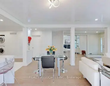 26 Avon Ave Rockcliffe-Smythe, Toronto 2 beds 2 baths  garage $696K