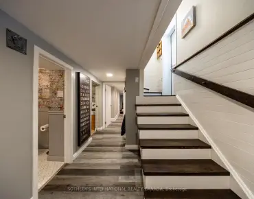 28 Tivoli Crt Guildwood, Toronto 4 beds 2 baths 1 garage $1.25M