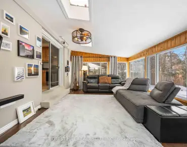 
4625 Dundas St W Kingsway South, Toronto 3 beds 3 baths  garage $1.398M