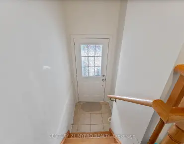 175B Finch Ave E <a href='https://luckyalan.com/community.php?community=Toronto:Willowdale East'>Willowdale East, Toronto</a> 3 beds 3 baths 1 garage $1.13M
