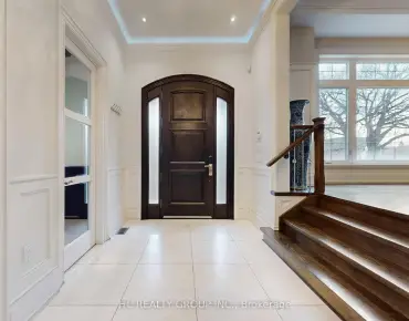 67 Condor Ave Blake-Jones, Toronto 2 beds 2 baths  garage $799.9K