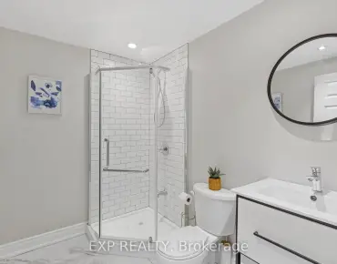 107 Hazelnut Cres <a href='https://luckyalan.com/community_CN.php?community=Toronto:Pleasant View'>Pleasant View, Toronto</a> 3 beds 2 baths 1 garage $899K