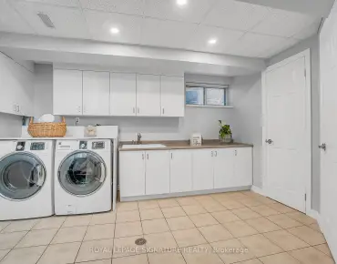 
Old Yonge  <a href='https://luckyalan.com/community.php?community=North York:St. Andrew-Windfields'>St. Andrew-Windfields, North York</a> 7 beds 7 baths 3 garage $6.88M