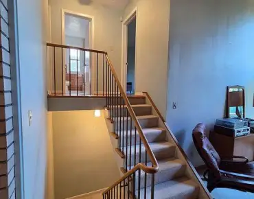 
28 Daleberry Pl <a href='https://luckyalan.com/community.php?community=North York:Banbury-Don Mills'>Banbury-Don Mills, North York</a> 2 beds 7 baths 3 garage $7.995M