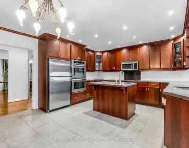 
42 Foursome Cres <a href='https://luckyalan.com/community.php?community=Toronto:St. Andrew-Windfields'>St. Andrew-Windfields, Toronto</a> 4 beds 7 baths 3 garage $4.988M