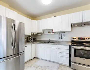 
69 Nipigon Ave <a href='https://luckyalan.com/community.php?community=Toronto:Newtonbrook East'>Newtonbrook East, Toronto</a> 3 beds 4 baths 1 garage $1.299M