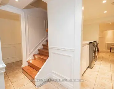 67 Claremore Ave W Birchcliffe-Cliffside, Toronto 1 beds 2 baths garage $700K